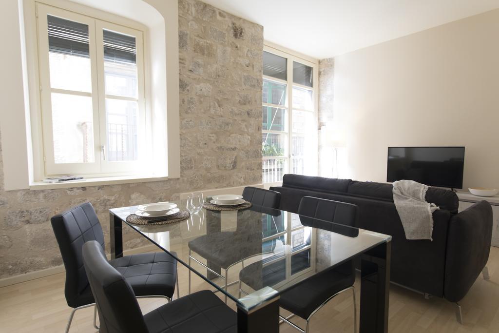 Апартаменты Bravissimo Cort Reial-2A Жирона Экстерьер фото